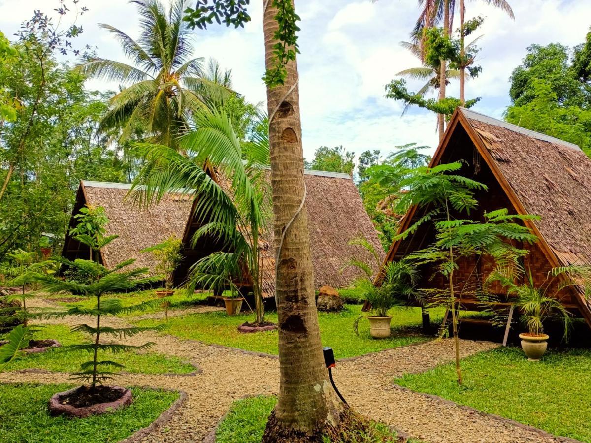 Archery-Asia Nipa Huts Moalboal Exterior foto