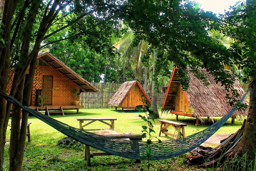 Archery-Asia Nipa Huts Moalboal Exterior foto